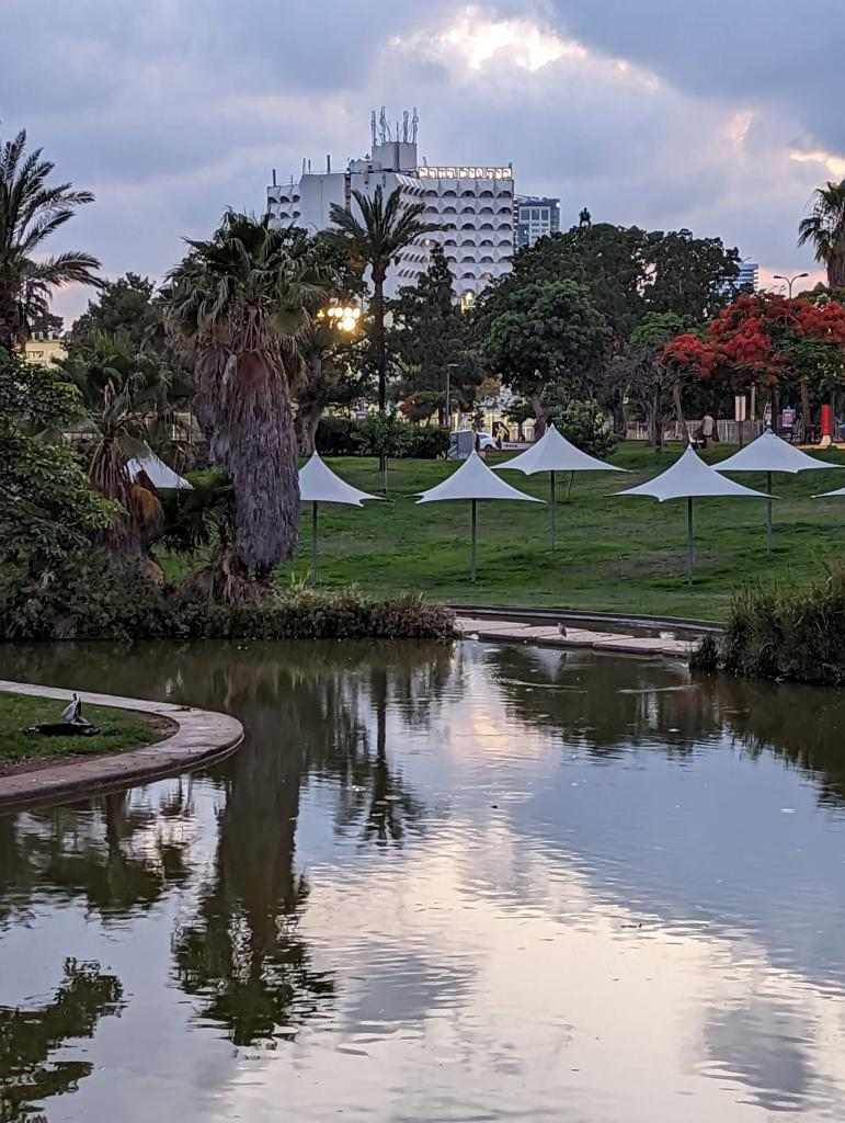 בית גיל הזהב – תל אביב