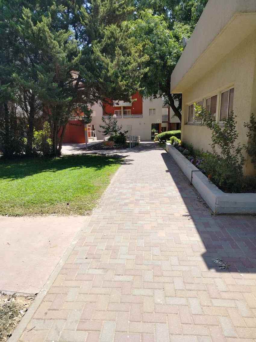כפר עידוד – נתניה